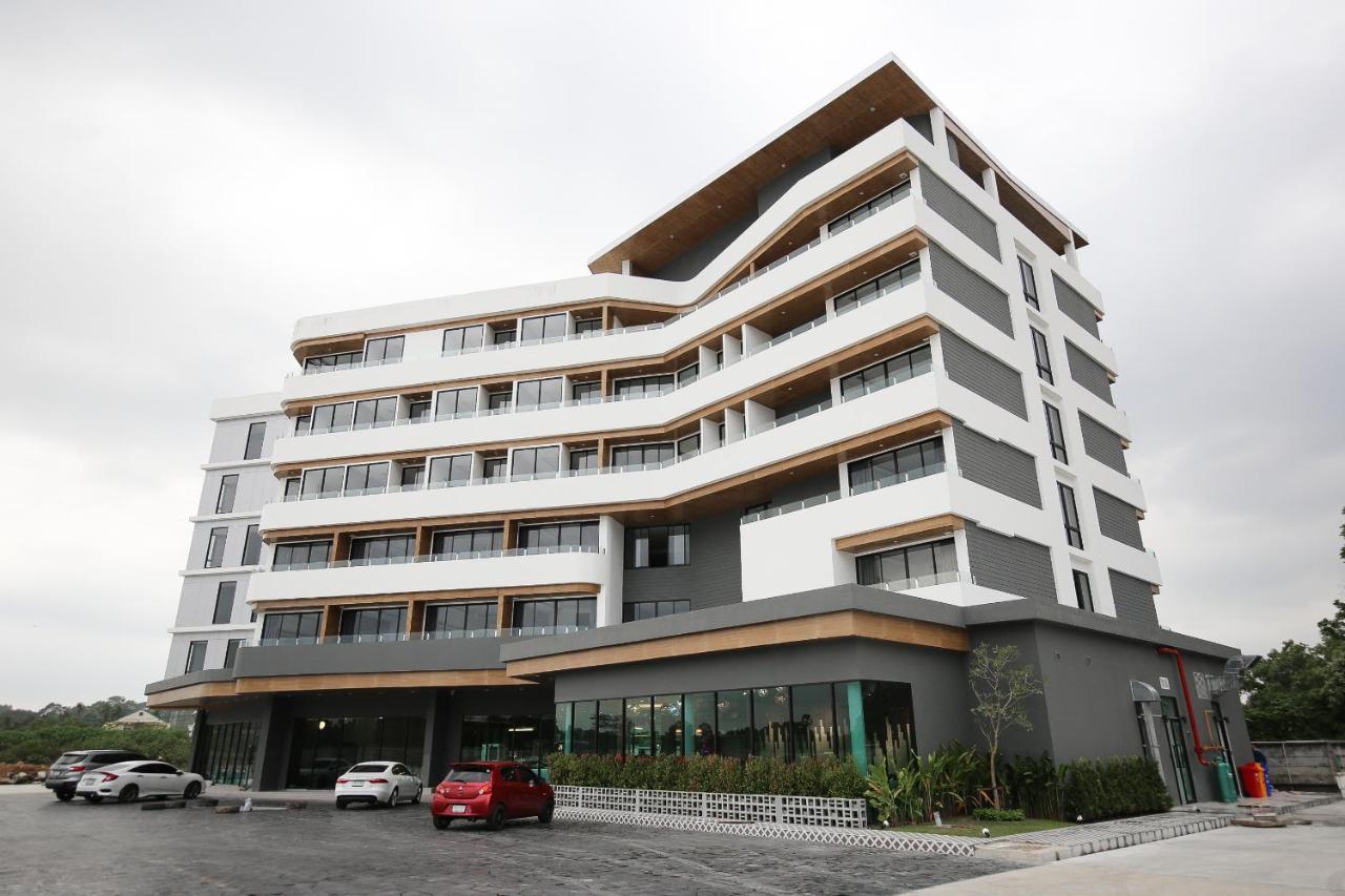 Hotel Scarlett Ban ba Ngan Экстерьер фото